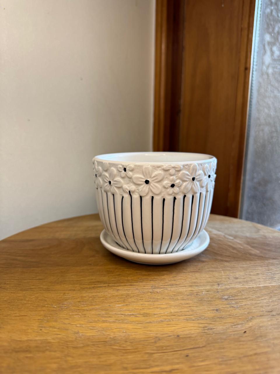 Macetero Pequeño Diseño Flores